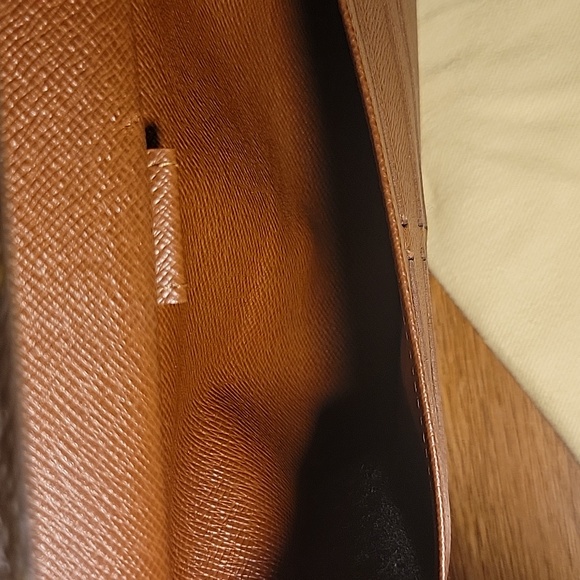 Louis Vuitton Monogran Canvas Porte Tresor International Wallet - Picture 16 of 16